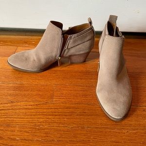 Franco Sarto boots. Used in good condition.